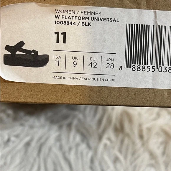 TEVA Flatform Universal Sandal Strappy Velcro Black Size 11 NEW - Picture 14 of 16